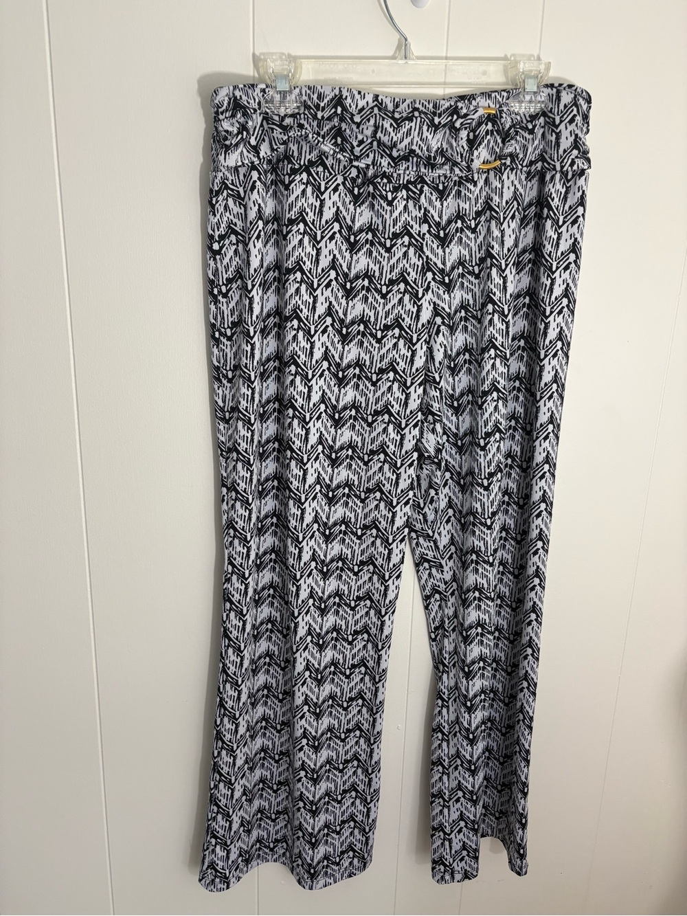 Robert Louis Black and White Wide-Leg Printed Pants